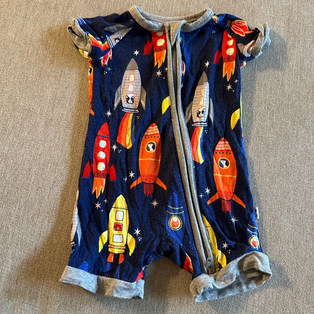 Little Sleepies 0-3mo Shorty - Rockets 🚀